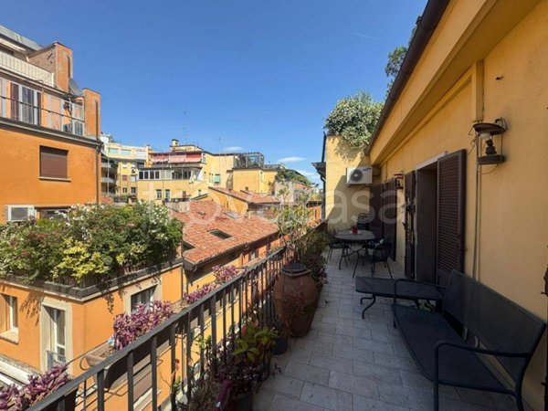 appartamento in vendita a Bologna in zona Centro Storico