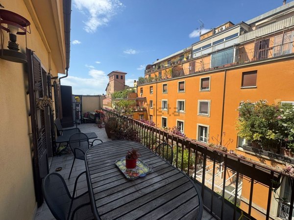 appartamento in vendita a Bologna in zona Centro Storico
