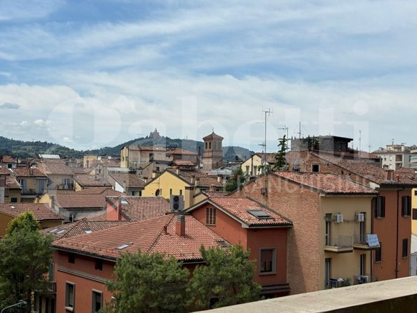 appartamento in vendita a Bologna in zona Centro Storico