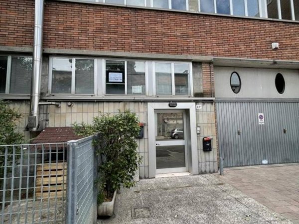 ufficio in vendita a Bologna in zona Borgo Panigale