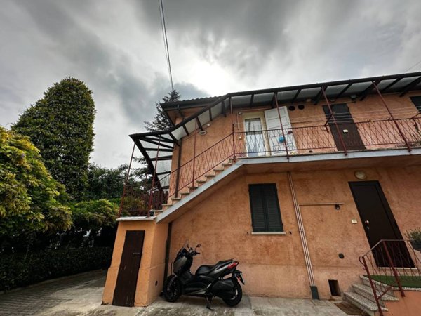 intera palazzina in vendita a Bologna in zona Bolognina