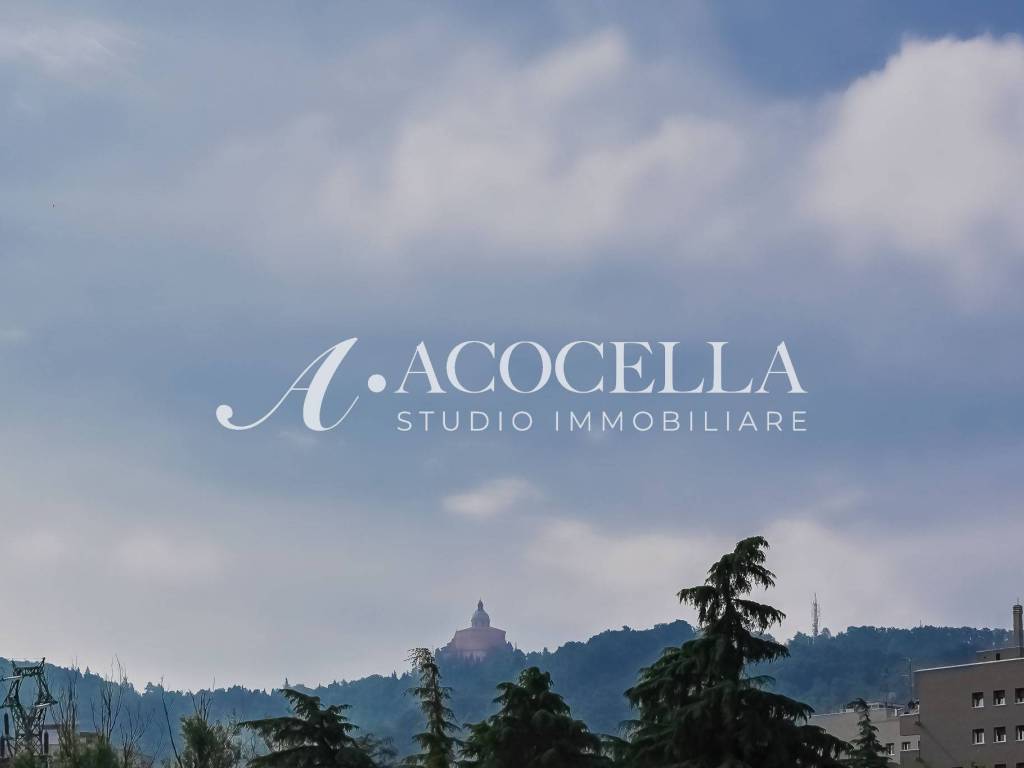 appartamento in vendita a Bologna in zona Reno