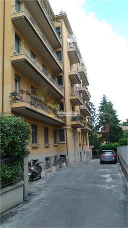 appartamento in vendita a Bologna in zona Saragozza