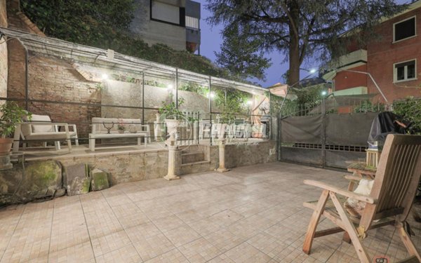 appartamento in vendita a Bologna in zona Santo Stefano