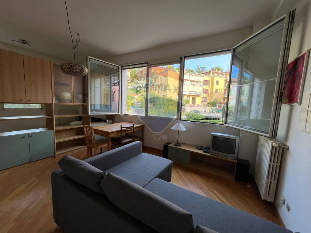 appartamento in vendita a Bologna in zona Santo Stefano