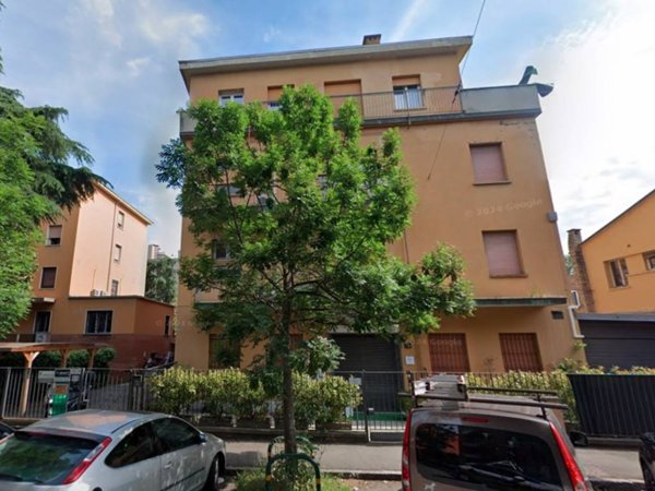 ufficio in vendita a Bologna in zona Savena