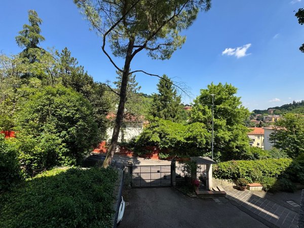 appartamento in vendita a Bologna in zona Santo Stefano