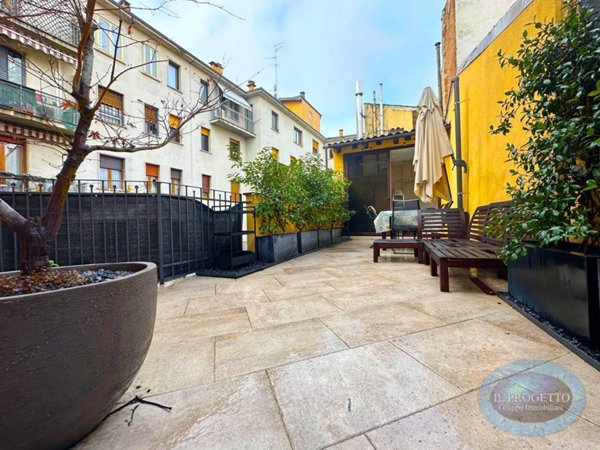 appartamento in vendita a Bologna in zona Santo Stefano