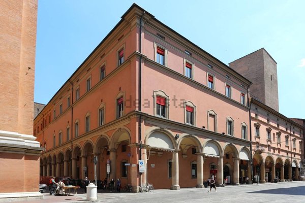 appartamento in vendita a Bologna in zona Centro Storico