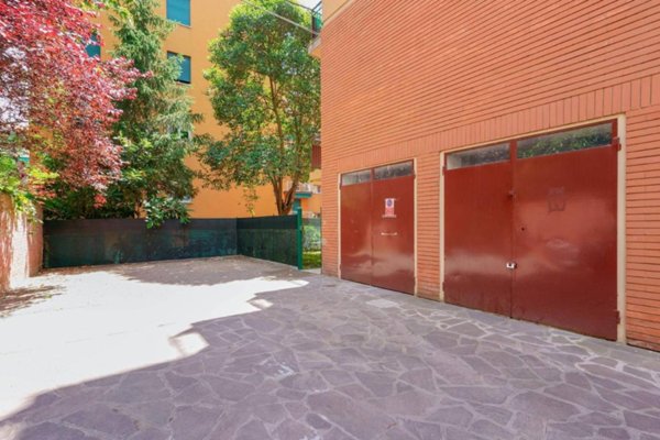 negozio in vendita a Bologna