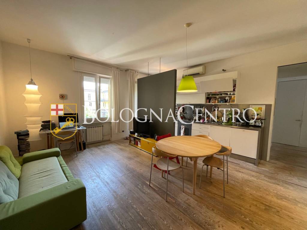 appartamento in vendita a Bologna in zona Centro Storico