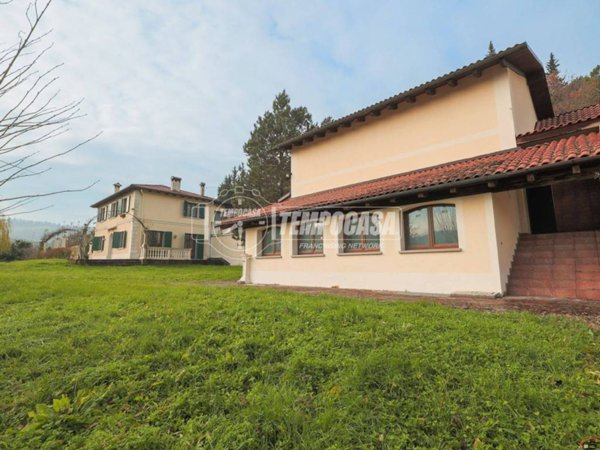 casa indipendente in vendita a Bologna in zona Santo Stefano