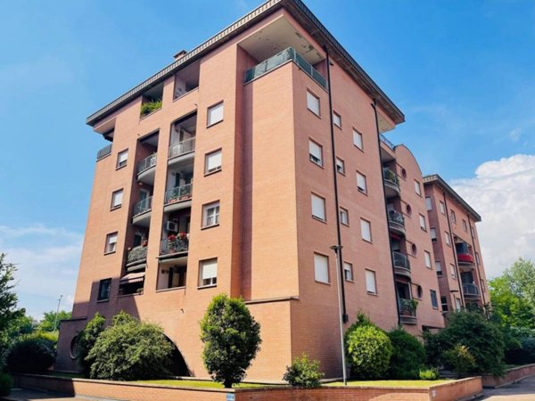 ufficio in vendita a Bologna in zona Borgo Panigale