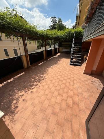 appartamento in vendita a Bologna in zona Santo Stefano