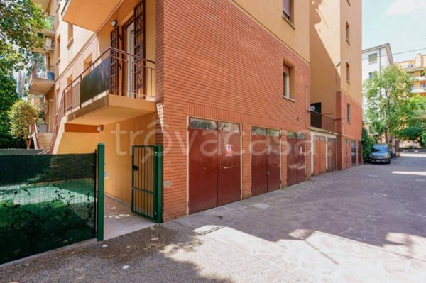 casa indipendente in vendita a Bologna in zona Savena
