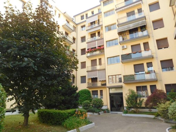 appartamento in vendita a Bologna in zona Savena