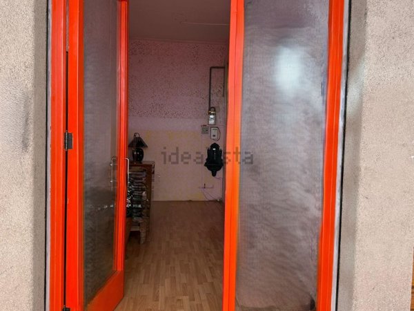 negozio in vendita a Bologna in zona San Vitale
