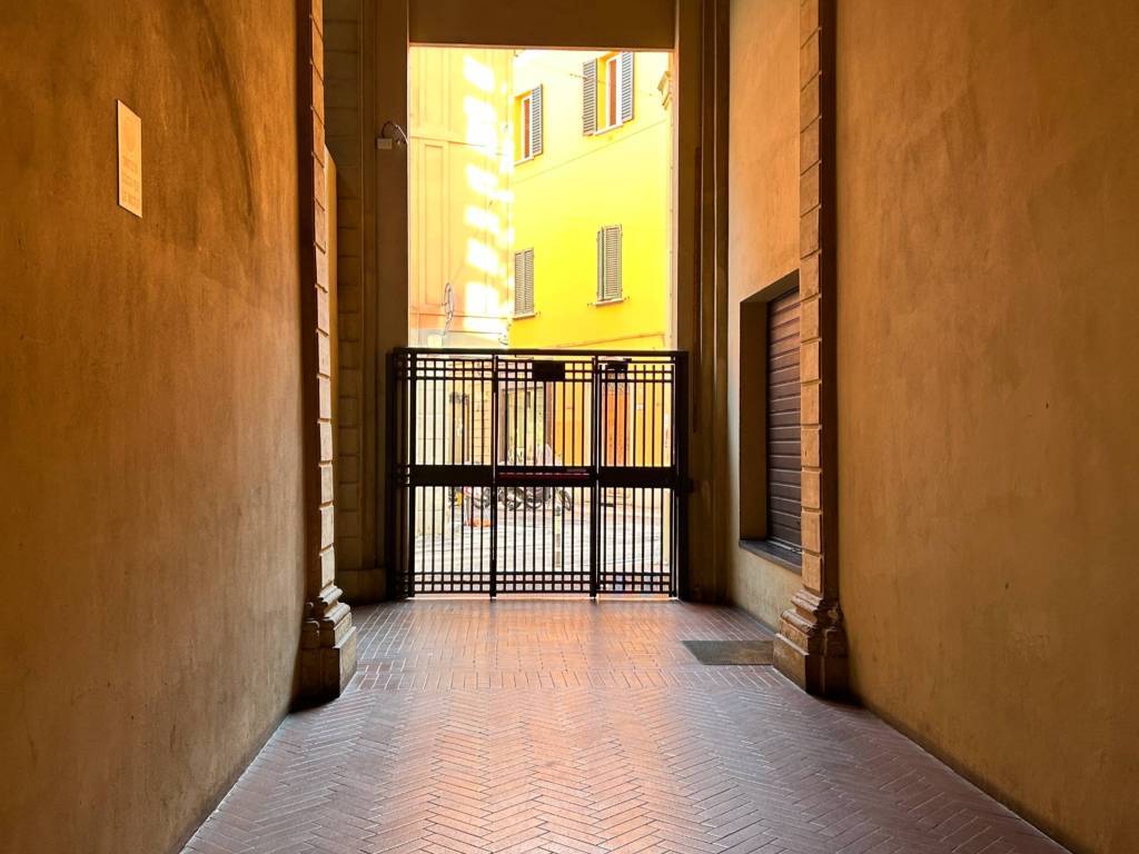 appartamento in vendita a Bologna in zona Centro Storico