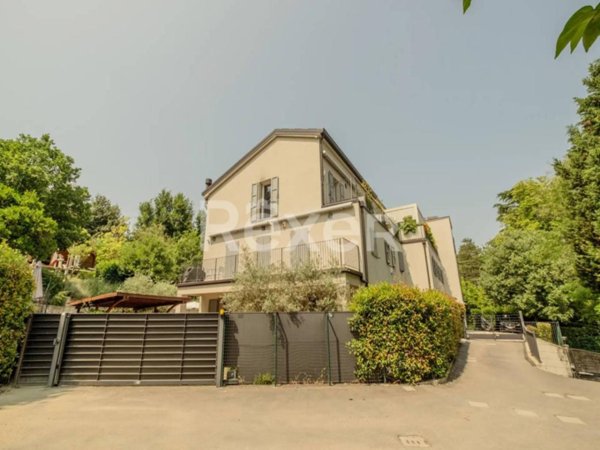appartamento in vendita a Bologna in zona Saragozza