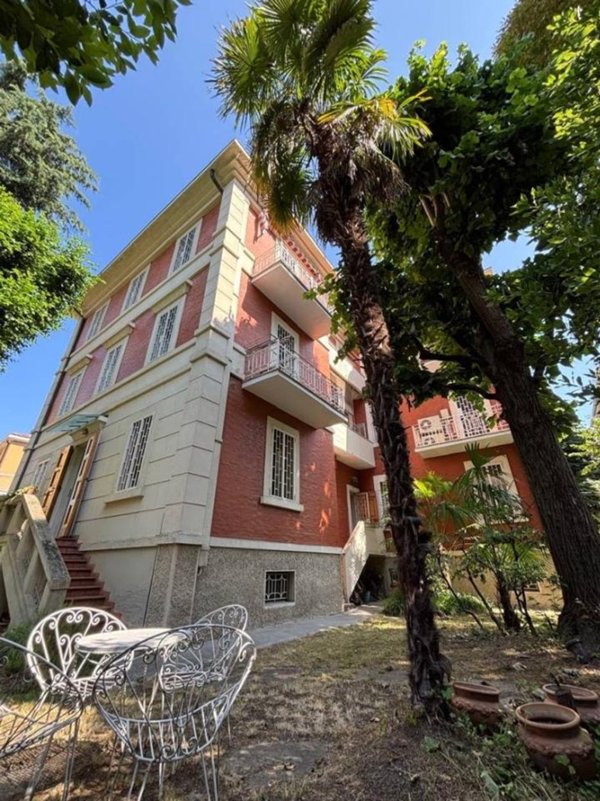 appartamento in vendita a Bologna in zona Santo Stefano