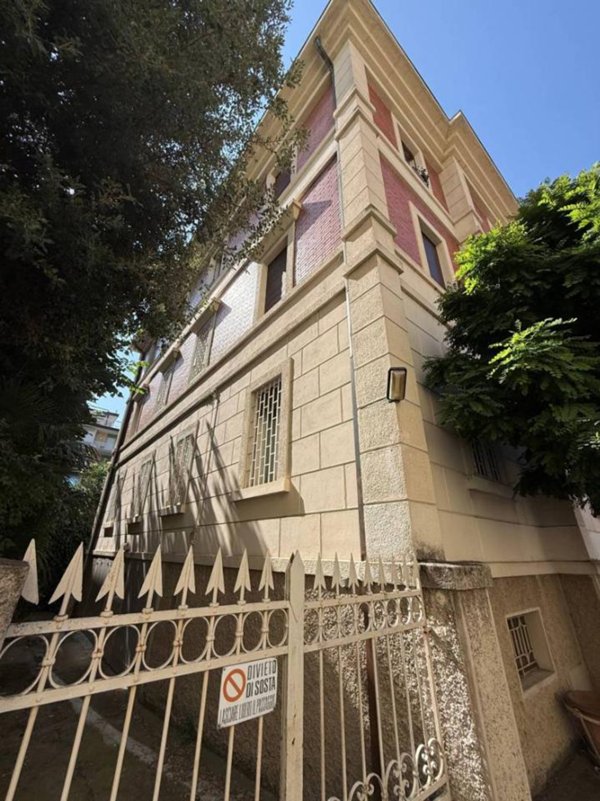 appartamento in vendita a Bologna in zona Santo Stefano