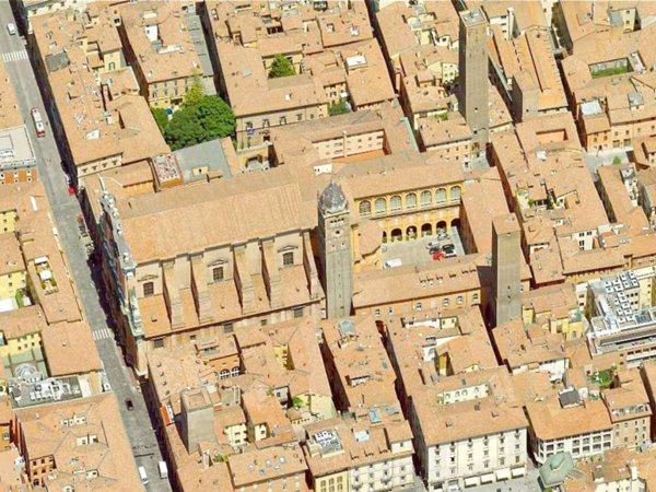 appartamento in vendita a Bologna in zona Centro Storico