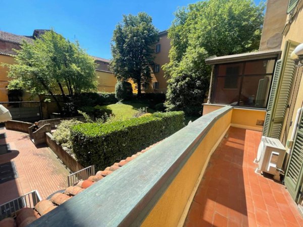 appartamento in vendita a Bologna in zona Santo Stefano