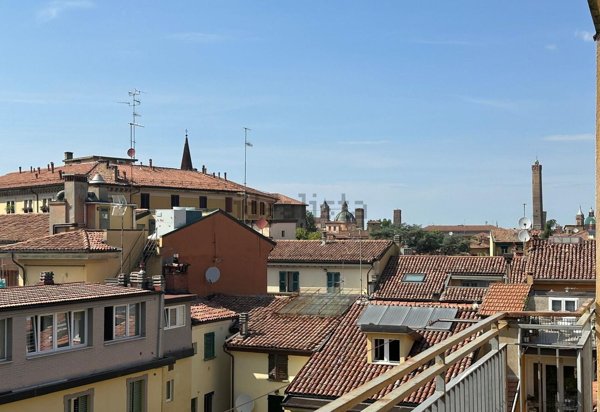 appartamento in vendita a Bologna in zona Santo Stefano
