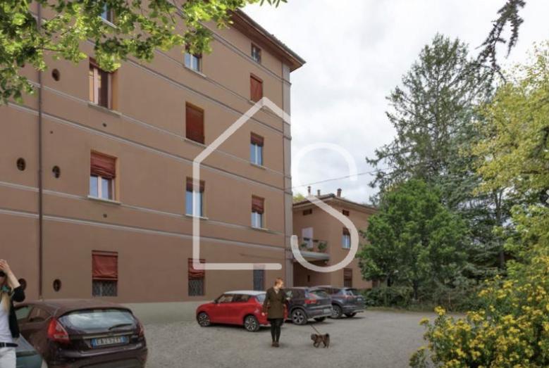 appartamento in vendita a Bologna in zona Colli
