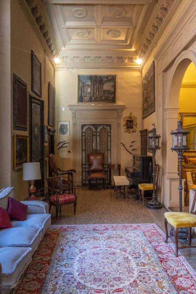 appartamento in vendita a Bologna in zona Centro Storico