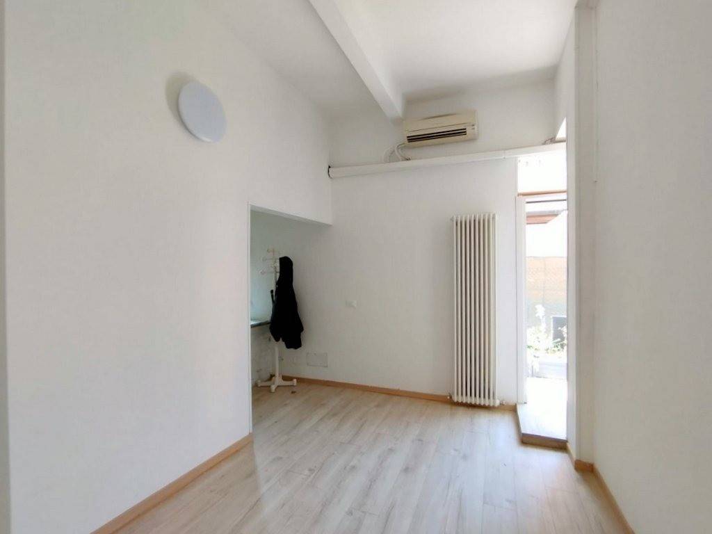 appartamento in vendita a Bologna in zona Reno