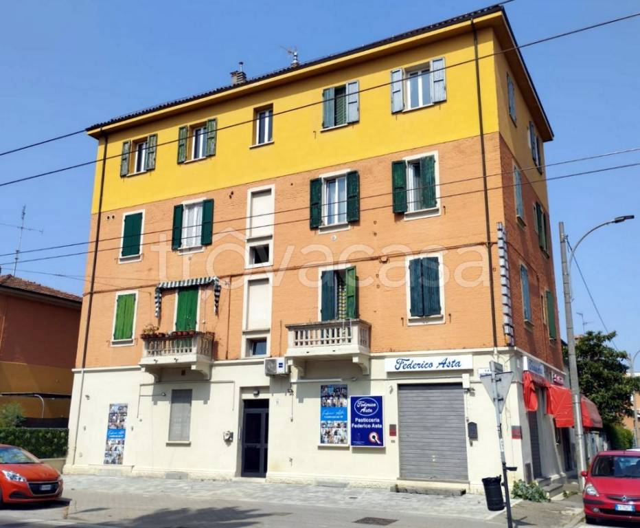 appartamento in vendita a Bologna in zona Reno