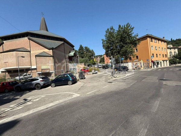 casa indipendente in vendita a Bologna in zona Santo Stefano