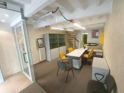 casa indipendente in vendita a Bologna in zona Centro Storico