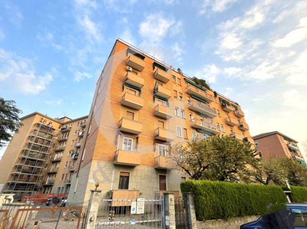 ufficio in vendita a Bologna in zona Murri