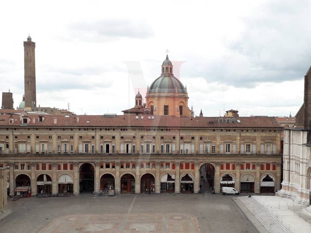 appartamento in vendita a Bologna in zona Centro Storico