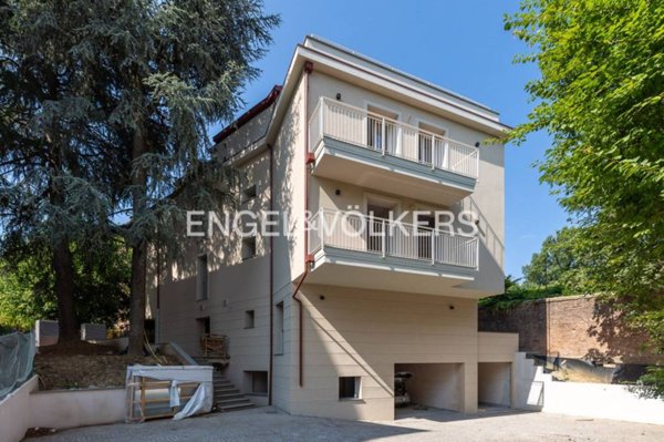 appartamento in vendita a Bologna in zona Santo Stefano