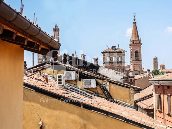 appartamento in vendita a Bologna in zona San Vitale