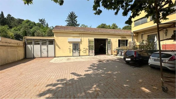 ufficio in vendita a Bologna in zona Savena