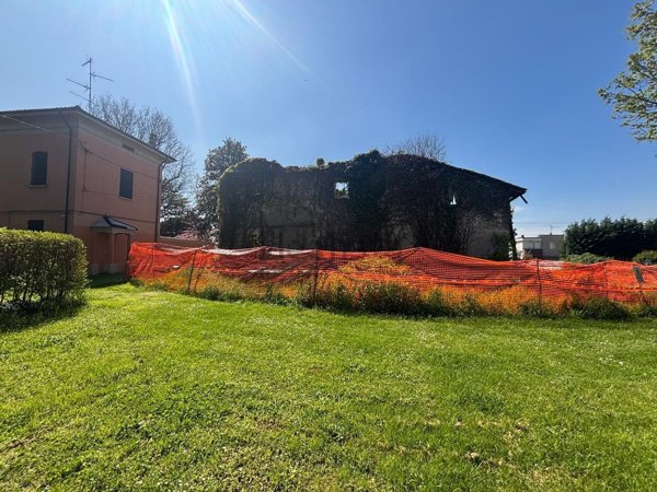 casale in vendita a Bologna in zona Borgo Panigale