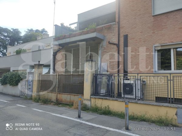 ufficio in vendita a Bologna in zona Borgo Panigale