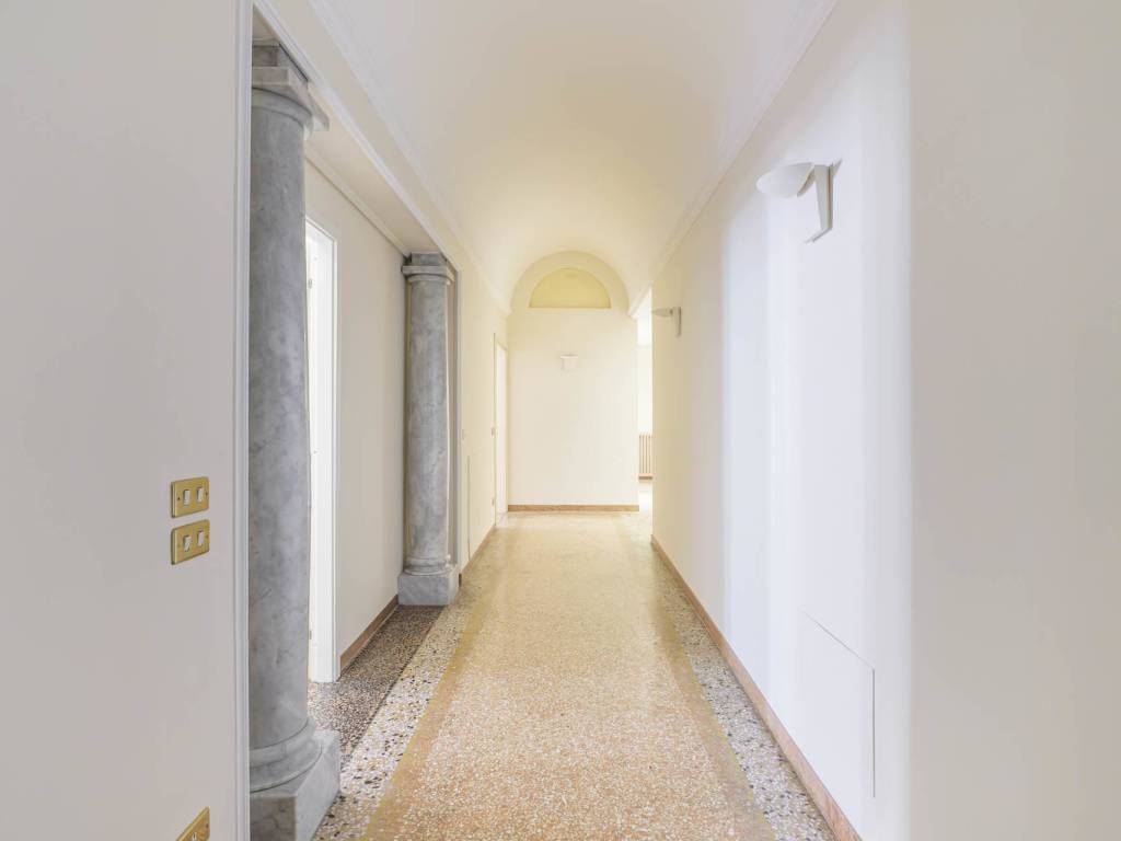 appartamento in vendita a Bologna in zona Santo Stefano