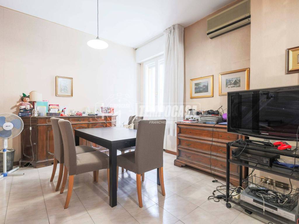 appartamento in vendita a Bologna in zona Saragozza