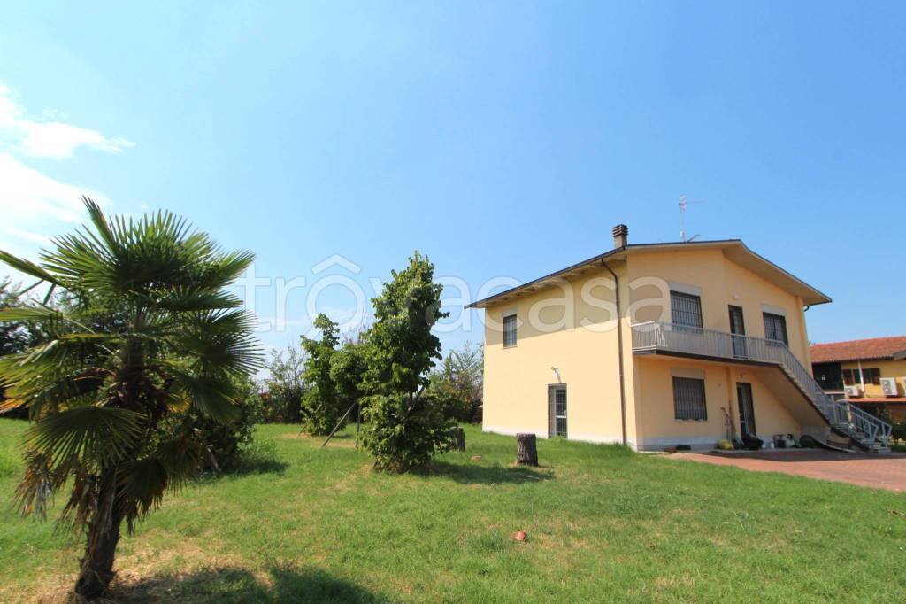 casa indipendente in vendita a Bologna in zona Aeroporto