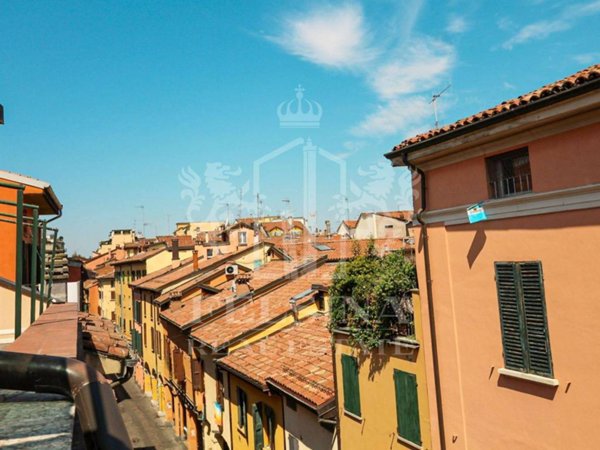 appartamento in vendita a Bologna in zona Centro Storico