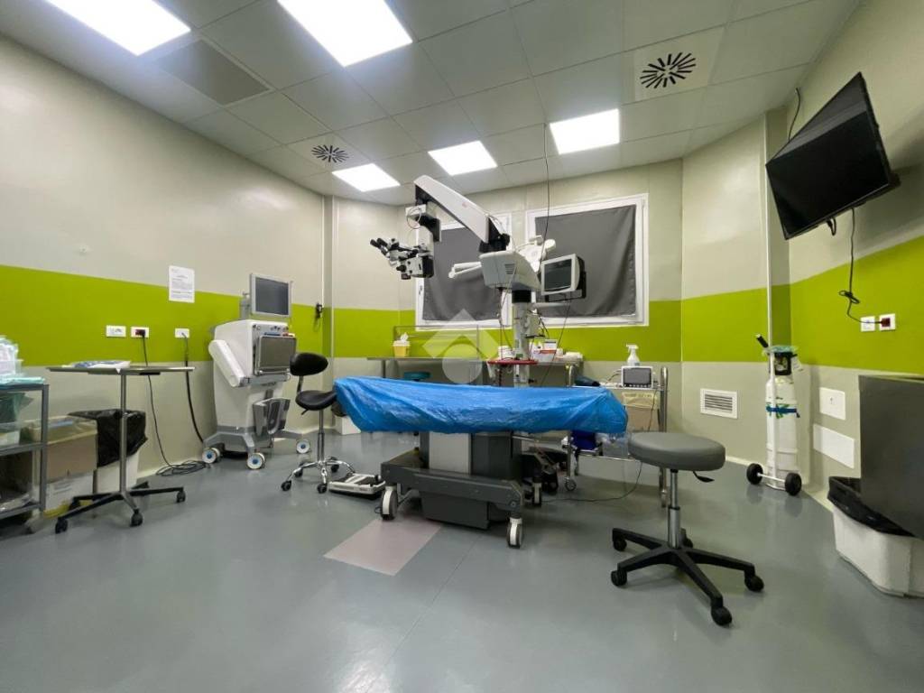 ufficio in vendita a Bologna in zona Bolognina