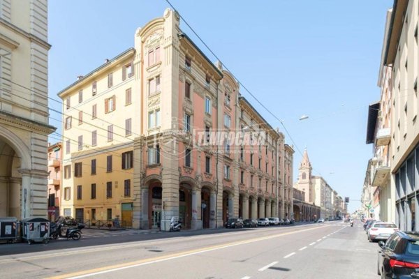 locale di sgombero in vendita a Bologna in zona San Vitale