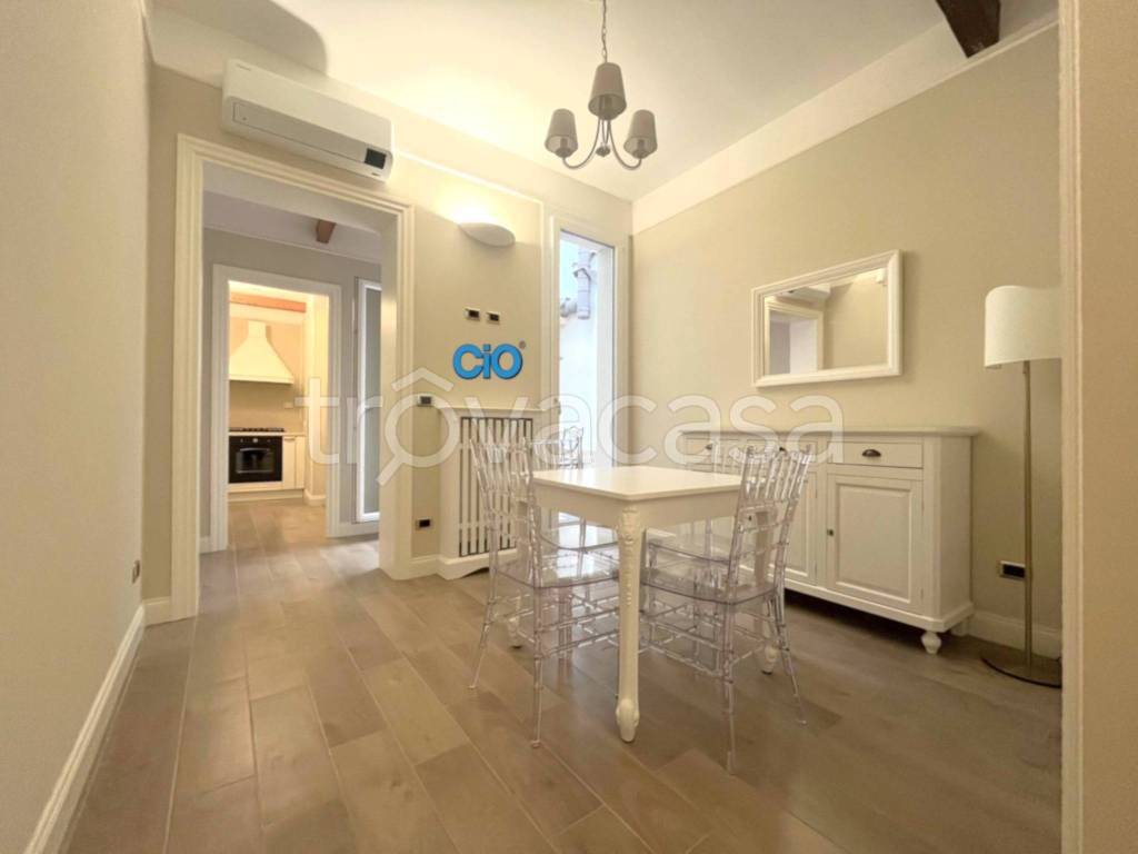 appartamento in vendita a Bologna in zona Santo Stefano