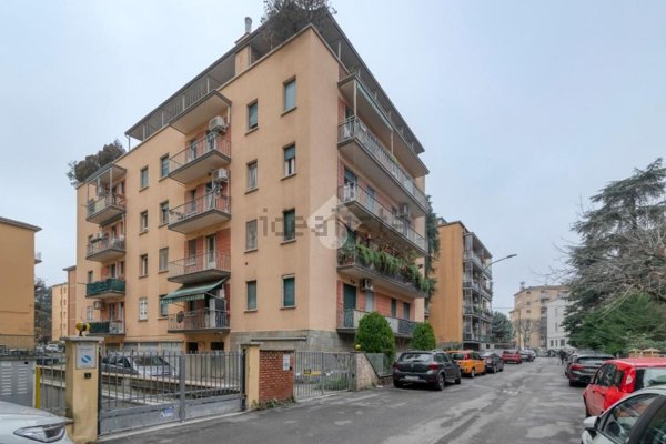 appartamento in vendita a Bologna in zona Savena