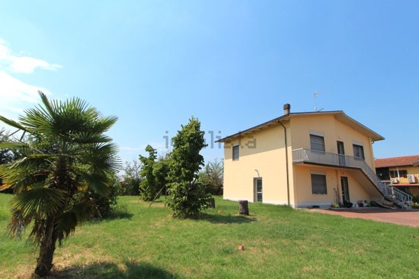 casa indipendente in vendita a Bologna in zona Borgo Panigale